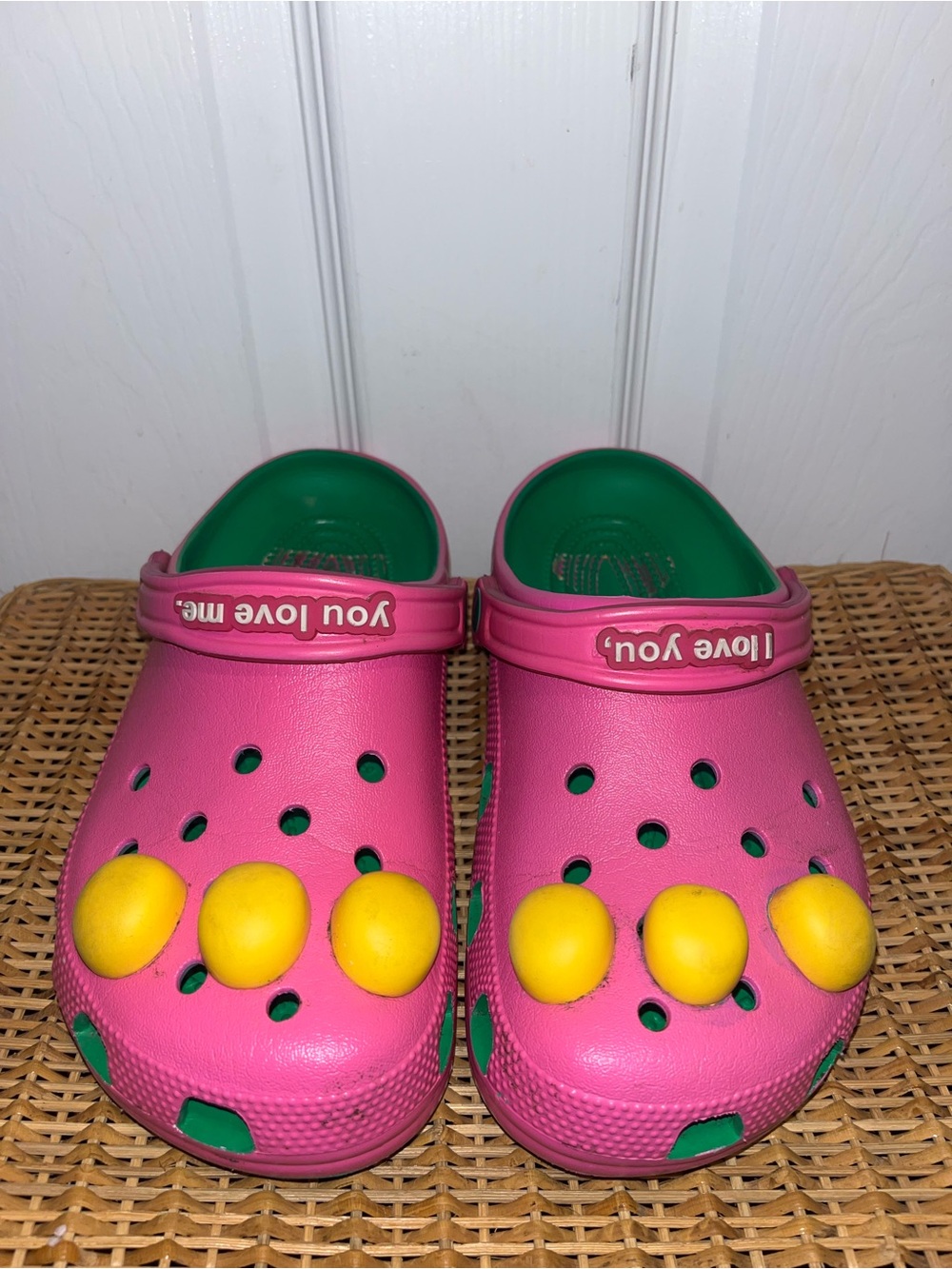 CROCS X BARNEY Unisex adult Classic clogs